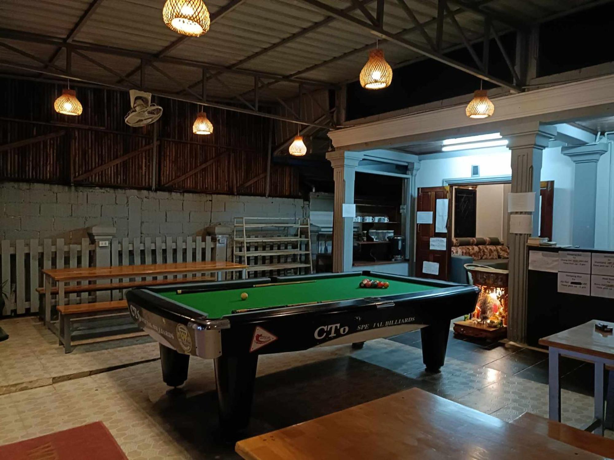City Backpackers Center Luang Prabang Buitenkant foto