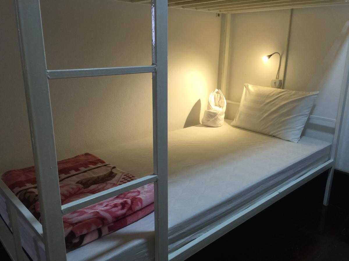City Backpackers Center Luang Prabang Buitenkant foto