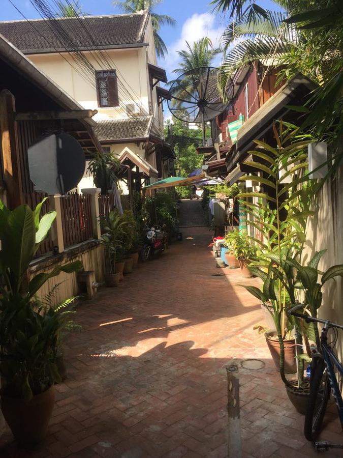 City Backpackers Center Luang Prabang Buitenkant foto